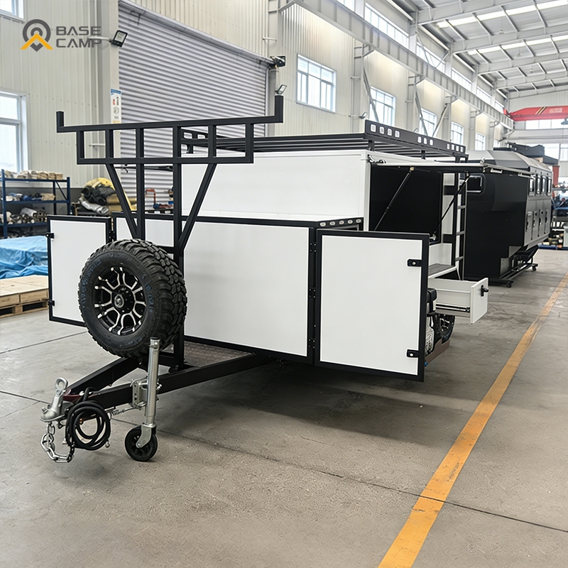 Zware-duty gesloten aanhangwag - Heavy Equipment Hauler recensie en prijs