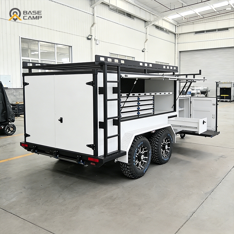 Zware-duty gesloten aanhangwag - Heavy Equipment Hauler recensie en prijs